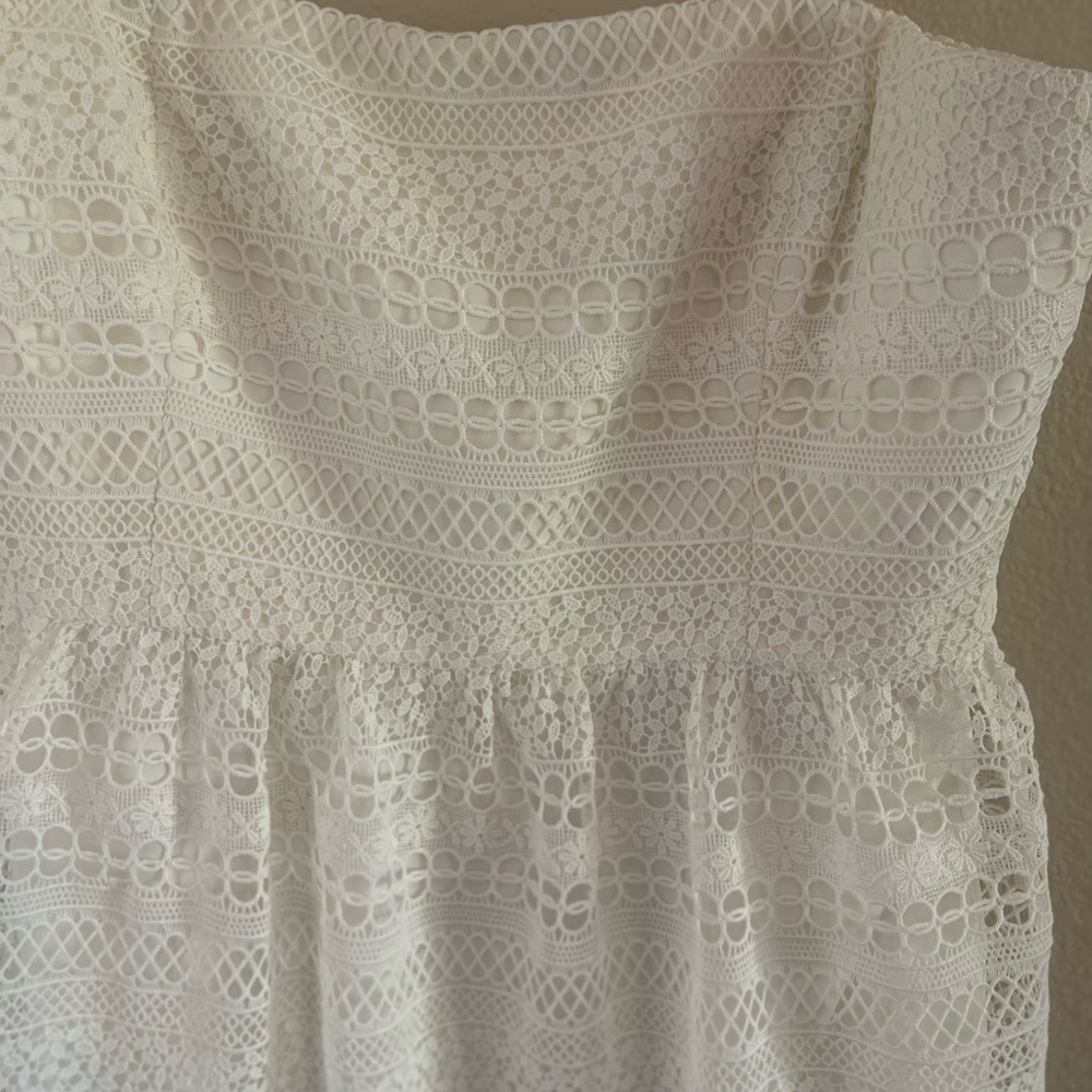 Ivory Lace Strapless Dress - Picture 3 of 7